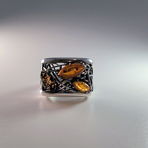 Sterling Silver Ring With Amber Gemstones & Unique Filigree Design - Picture 8 of 13